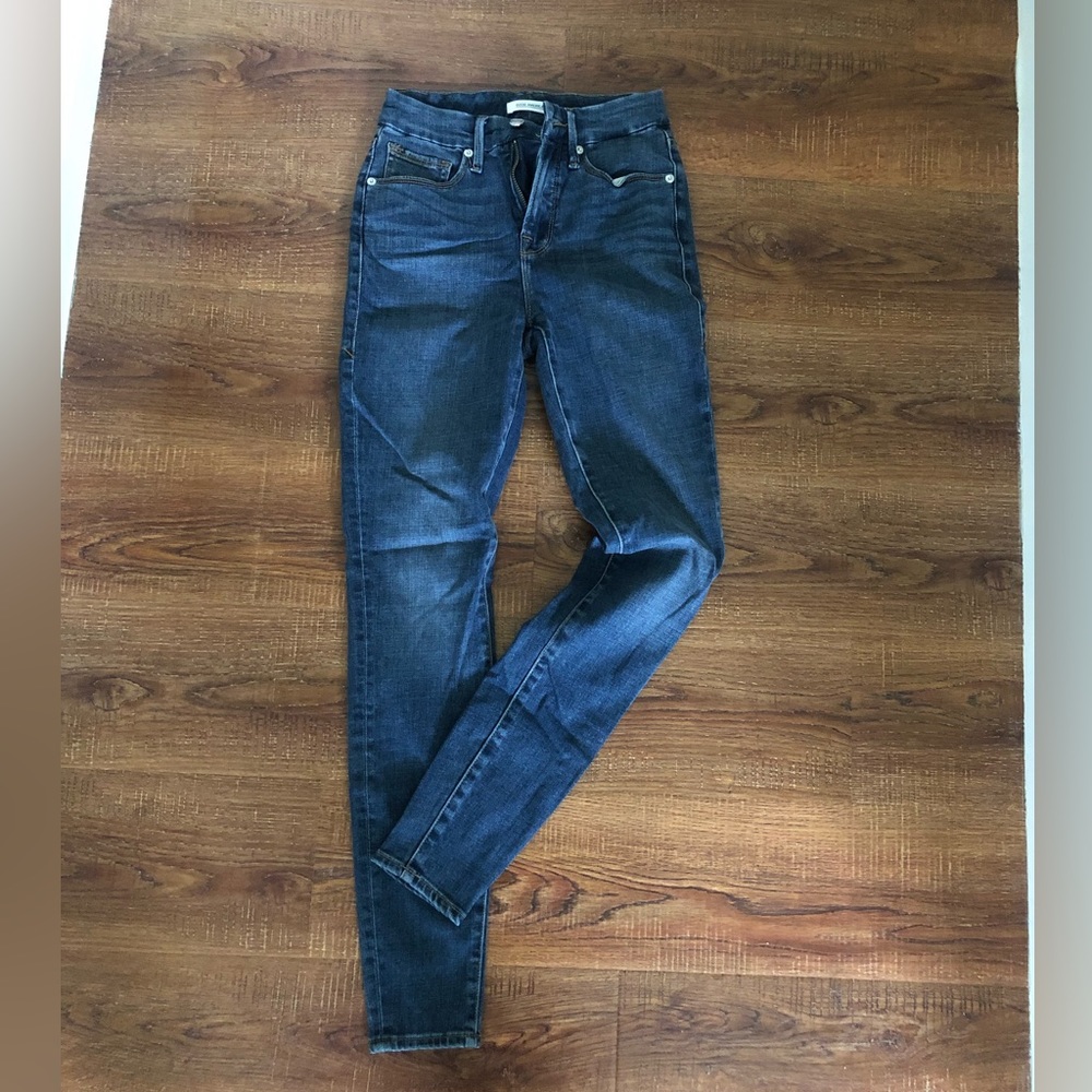 GOOD AMERICAN GOOD LEGS CROP